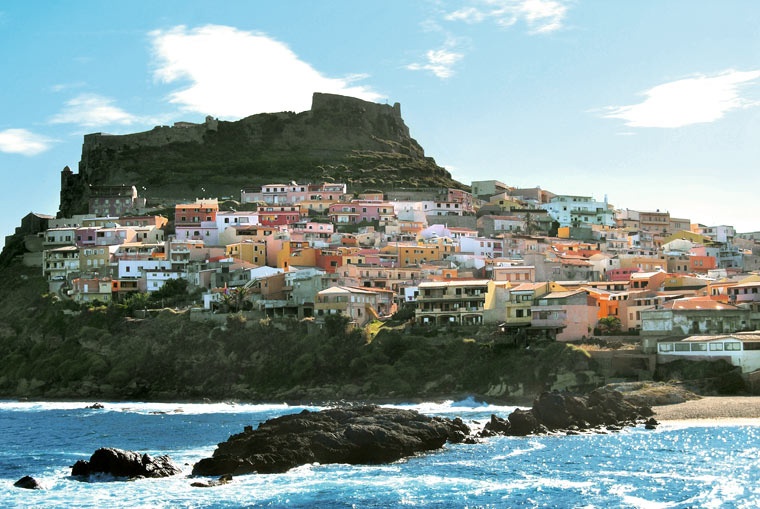 Miejscowość Castelsardo na Wyspie Sardynia