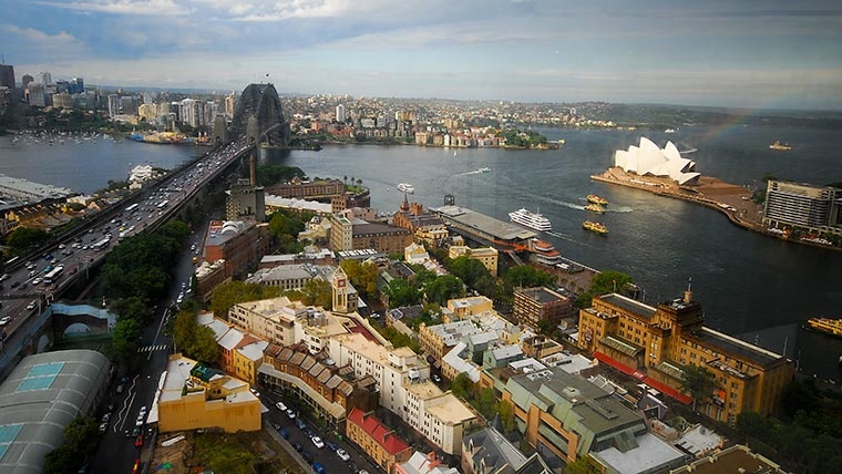 Opera w Sydney i Harbour Bridge, Australia