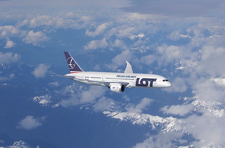 Boeing 787 Dreamliner, PLL LOT, Podróże