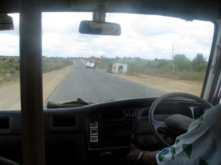 Wypadek na drodze - Mombasa - Kenia