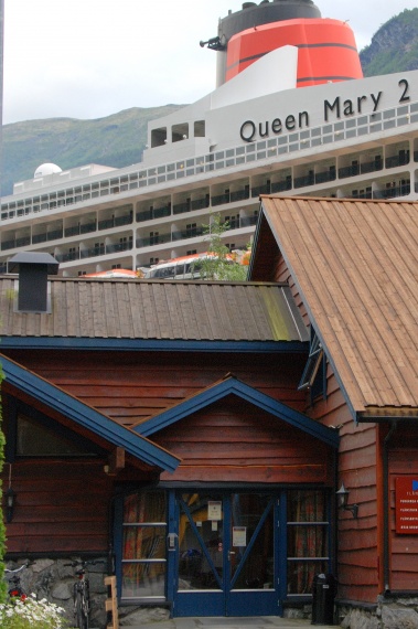 Queen Mary 2 - Flåm - Norwegia